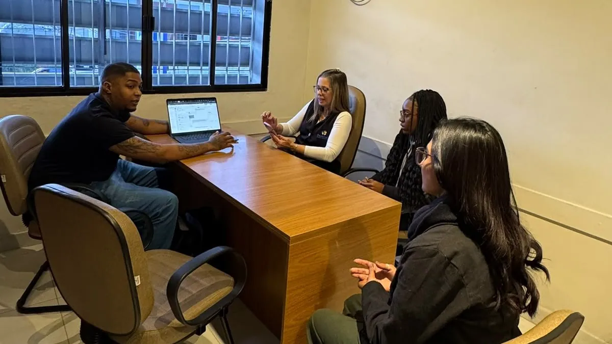 Hygor em reunião de planejamento com cliente